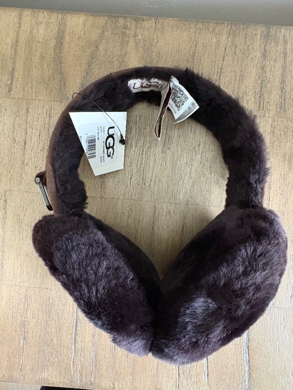 UGG NWT earmuffs
